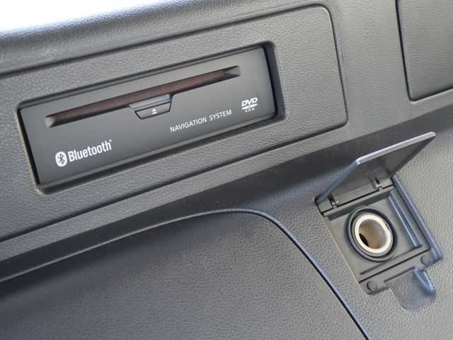 日産 フェアレディ Ｚ 石川県 2007(平19)年 15.3万km ホワイトパール リモコンキー/スペアキー/ステアリングリモコン/純正DVDナビゲーション/バックモニター/HIDライト/電動格納ミラー/純正フロアマット