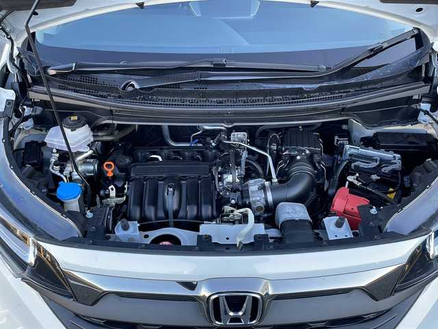 ホンダ フリード＋ ハイブリット G ブラックスタイル 山口県 2023(令5)年 3.6万km プラチナホワイトパール 純正メモリナビ/・フルセグテレビ/・Bluetooth/・DVD再生/・USB入力/・ipod/バックカメラ/ホンダセンシング/・アダプティブクルーズコントロール/・衝突軽減ブレーキ/・誤発進抑制制御/・歩行者事故低減ステアリング/・路外逸脱抑制機能/・車線維持支援システム/・先行車発進お知らせ機能/・標識認識機能/アダプティブコーナリングライト/純正LEDヘッドライト/純正フロアマット/両側オートスライドドア/シートヒーター/スマートキー/スペアキー有