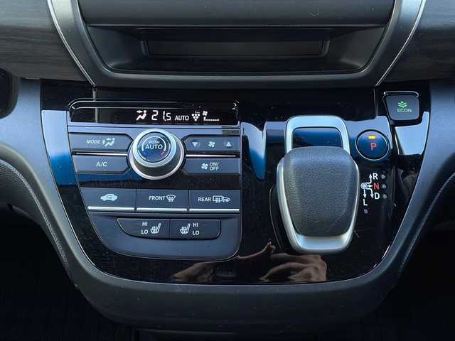 ホンダ フリード＋ ハイブリット G ブラックスタイル 山口県 2023(令5)年 3.6万km プラチナホワイトパール 純正メモリナビ/・フルセグテレビ/・Bluetooth/・DVD再生/・USB入力/・ipod/バックカメラ/ホンダセンシング/・アダプティブクルーズコントロール/・衝突軽減ブレーキ/・誤発進抑制制御/・歩行者事故低減ステアリング/・路外逸脱抑制機能/・車線維持支援システム/・先行車発進お知らせ機能/・標識認識機能/アダプティブコーナリングライト/純正LEDヘッドライト/純正フロアマット/両側オートスライドドア/シートヒーター/スマートキー/スペアキー有