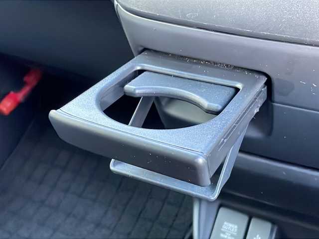 ホンダ フリード＋ ハイブリット G ブラックスタイル 山口県 2023(令5)年 3.6万km プラチナホワイトパール 純正メモリナビ/・フルセグテレビ/・Bluetooth/・DVD再生/・USB入力/・ipod/バックカメラ/ホンダセンシング/・アダプティブクルーズコントロール/・衝突軽減ブレーキ/・誤発進抑制制御/・歩行者事故低減ステアリング/・路外逸脱抑制機能/・車線維持支援システム/・先行車発進お知らせ機能/・標識認識機能/アダプティブコーナリングライト/純正LEDヘッドライト/純正フロアマット/両側オートスライドドア/シートヒーター/スマートキー/スペアキー有