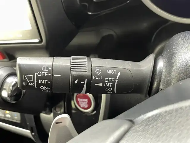 ホンダ Ｎ ＢＯＸ カスタム ターボ SSパッケージ 熊本県 2017(平29)年 6.9万km プレミアムホワイトパールⅡ 禁煙車/ワンオーナー/純正9インチナビ（ＣＤ・ＤＶＤ・フルセグ・ＢＴ・ＳＤ）/バックカメラ　/ビルトインＥＴＣ　/両側パワースライドドア　/クルーズコントロール　/衝突軽減ブレーキ　/横滑り防止　/前席シートヒーター　/純正フロアマット/純正１５インチAW/オートライト　/LEDヘッドライト/スマートキー/プッシュスタート/スペアキー1本/保証書/取扱説明書