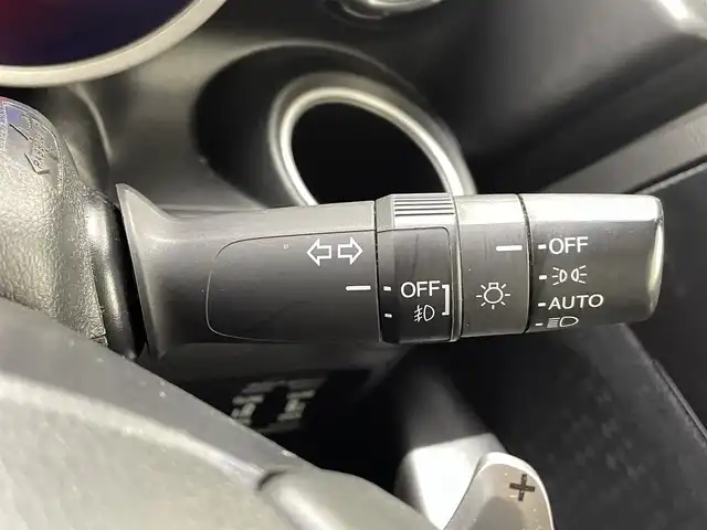 ホンダ Ｎ ＢＯＸ カスタム ターボ SSパッケージ 熊本県 2017(平29)年 6.9万km プレミアムホワイトパールⅡ 禁煙車/ワンオーナー/純正9インチナビ（ＣＤ・ＤＶＤ・フルセグ・ＢＴ・ＳＤ）/バックカメラ　/ビルトインＥＴＣ　/両側パワースライドドア　/クルーズコントロール　/衝突軽減ブレーキ　/横滑り防止　/前席シートヒーター　/純正フロアマット/純正１５インチAW/オートライト　/LEDヘッドライト/スマートキー/プッシュスタート/スペアキー1本/保証書/取扱説明書