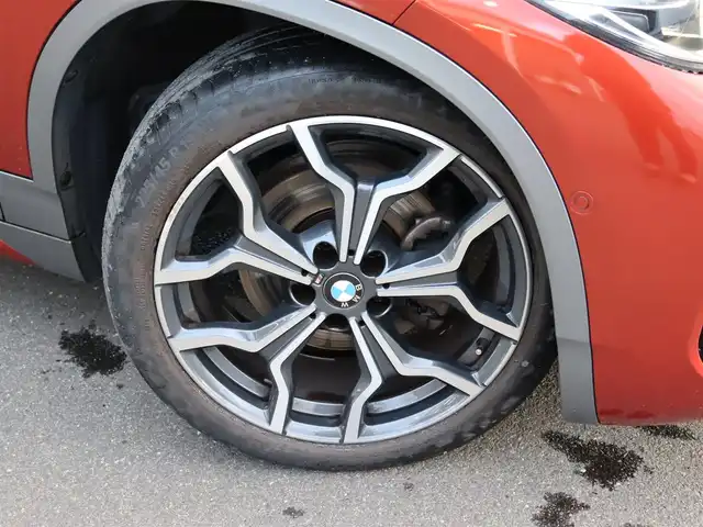 ＢＭＷ Ｘ２ xDrive 18d MスポーツX 宮城県 2019(令1)年 3.9万km サンセットオレンジ 純正ナビ【ＢＴ／ＡＵＸ】/ヘッドアップディスプレイ　/インテリジェントセーフティ/アンビエントライト　/黒レザーシート　/レーンキープアシスト　/前席パワーシート/D席メモリー付き/アダプティブクルーズコントロール　/電動リアゲート　/ダウンヒルアシストコントロール/前後コーナーセンサー/パーキングアシスト/LEDヘッドライト/バックカメラ/前席シートヒーター/純正１９インチＡＷ　/ミラー一体型ＥＴＣ/コンフォートアクセス/禁煙車