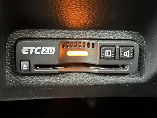 ホンダ ヴェゼル ハイブリッド e:HEV Z 千葉県 2024(令6)年 2万km サンドカーキパール 禁煙車/ワンオーナー/ホンダセンシング/・衝突軽減ブレーキ（CMBS)/・先行車発進お知らせ/・路外逸脱抑制機能/・レーンキープアシスト/・ブラインドスポットシステム/パワーバックドア/純正９型ホンダコネクトディスプレイオーディオ（ナビ付き）/・USB/Bluetooth/フルセグTV/・全方位カメラ/・ビルトインETC2.0/革巻きステアリング/・ステアリングスイッチ/・ステアリングヒーター/・パドルシフト/ハーフレザーシート/・DNシートヒーター/電子パーキング/・ブレーキホールド/置くだけ充電/純正フロアマット/純正18インチAW/オートライト/・LEDヘッドライト/・LEDフォグランプ