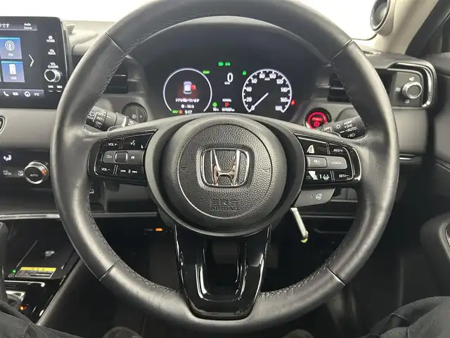 ホンダ ヴェゼル ハイブリッド e:HEV Z 千葉県 2024(令6)年 2万km サンドカーキパール 禁煙車/ワンオーナー/ホンダセンシング/・衝突軽減ブレーキ（CMBS)/・先行車発進お知らせ/・路外逸脱抑制機能/・レーンキープアシスト/・ブラインドスポットシステム/パワーバックドア/純正９型ホンダコネクトディスプレイオーディオ（ナビ付き）/・USB/Bluetooth/フルセグTV/・全方位カメラ/・ビルトインETC2.0/革巻きステアリング/・ステアリングスイッチ/・ステアリングヒーター/・パドルシフト/ハーフレザーシート/・DNシートヒーター/電子パーキング/・ブレーキホールド/置くだけ充電/純正フロアマット/純正18インチAW/オートライト/・LEDヘッドライト/・LEDフォグランプ