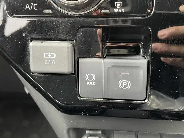 トヨタ ルーミー カスタムG 福岡県 2023(令5)年 2万km ブラックマイカメタリック 純正７型ＳＤナビ(フルセグＴＶ/ＣＤ/ＤＶＤ/ＢＴ) 全方位カメラ トヨタセーフティー レーダークルコン コーナーセンサー 両側パワースライドドア ETC　オートホールド USBポート 純正フロアマット 純正アルミホイール プッシュスタート スマートキー