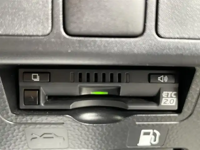 トヨタ ルーミー カスタムG 福岡県 2023(令5)年 2万km ブラックマイカメタリック 純正７型ＳＤナビ(フルセグＴＶ/ＣＤ/ＤＶＤ/ＢＴ) 全方位カメラ トヨタセーフティー レーダークルコン コーナーセンサー 両側パワースライドドア ETC　オートホールド USBポート 純正フロアマット 純正アルミホイール プッシュスタート スマートキー