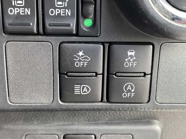 トヨタ タンク カスタムG－T 愛知県 2018(平30)年 3万km パールホワイトⅢ スマートアシストII/SDナビ/両側パワースライドドア/コーナーセンサー/純正アルミホイール/LEDヘッドライト/オートマチックハイビーム/ドライブレコーダー/衝突軽減システム/フルセグ/CD DVD/Bluetooth/ステアリングスイッチ/スマートキー/プッシュスタート