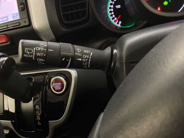 ホンダ Ｎ ＢＯＸ G Lパッケージ 宮崎県 2016(平28)年 10.2万km クリスタルブラックパール 純正ナビ/Bluetooth/ワンセグＴＶ　/ＣＤ　/ＦＭ／ＡＭ/バックカメラ/片側パワースライドドア/ドライブレコーダー（前、後）/アイドリングストップ/横滑り防止機能/スペアキー　/ハンドルリモコン/ＥＴＣ　/電動格納ミラー