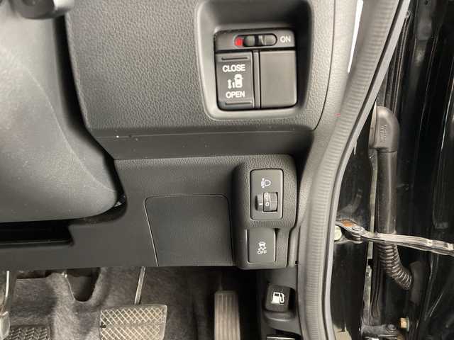 ホンダ Ｎ ＢＯＸ G Lパッケージ 宮崎県 2016(平28)年 10.2万km クリスタルブラックパール 純正ナビ/Bluetooth/ワンセグＴＶ　/ＣＤ　/ＦＭ／ＡＭ/バックカメラ/片側パワースライドドア/ドライブレコーダー（前、後）/アイドリングストップ/横滑り防止機能/スペアキー　/ハンドルリモコン/ＥＴＣ　/電動格納ミラー