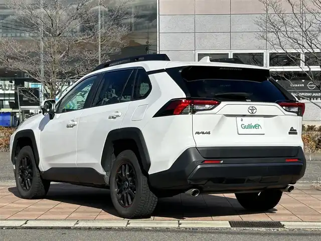 トヨタ ＲＡＶ４ アドベンチャー オフロードPKG 福島県 2021(令3)年 8万km スーパーホワイトⅡ ワンオーナー/衝突回避支援パッケージ/・プリクラッシュセーフティ/・レーントレーシングアシストポート/・レーダークルーズコントロール/・オートマチックハイビーム/・ロードサインアシスト/純正ディスプレイオーディオ/・Bluetooth/・バックカメラ/運転席パワーシート/レザーシート/・前席シートヒーター/・前席エアシート/スマートキー/・プッシュスタート/・スペアキー/LEDヘッドライト/・オートハイビーム/・オートライト/・フォグランプ/本革巻きステアリング/・ステアリングヒーター/・ステアリングリモコン/ビルトインETC 2.0/前方ドライブレコーダー/純正AW+夏タイヤ車載/取扱説明書/新車時保証書