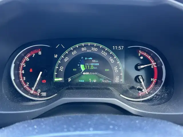 トヨタ ＲＡＶ４ アドベンチャー オフロードPKG 福島県 2021(令3)年 8万km スーパーホワイトⅡ ワンオーナー/衝突回避支援パッケージ/・プリクラッシュセーフティ/・レーントレーシングアシストポート/・レーダークルーズコントロール/・オートマチックハイビーム/・ロードサインアシスト/純正ディスプレイオーディオ/・Bluetooth/・バックカメラ/運転席パワーシート/レザーシート/・前席シートヒーター/・前席エアシート/スマートキー/・プッシュスタート/・スペアキー/LEDヘッドライト/・オートハイビーム/・オートライト/・フォグランプ/本革巻きステアリング/・ステアリングヒーター/・ステアリングリモコン/ビルトインETC 2.0/前方ドライブレコーダー/純正AW+夏タイヤ車載/取扱説明書/新車時保証書