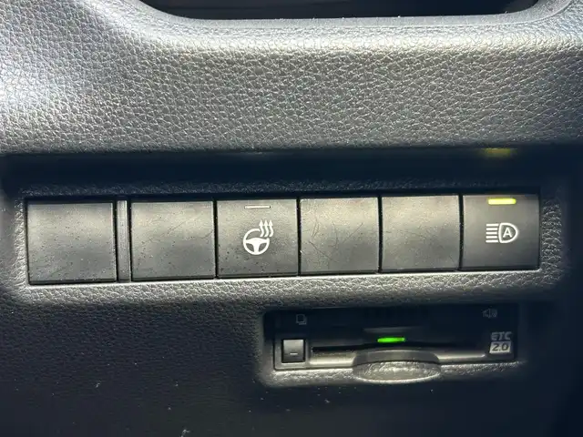 トヨタ ＲＡＶ４ アドベンチャー オフロードPKG 福島県 2021(令3)年 8万km スーパーホワイトⅡ ワンオーナー/衝突回避支援パッケージ/・プリクラッシュセーフティ/・レーントレーシングアシストポート/・レーダークルーズコントロール/・オートマチックハイビーム/・ロードサインアシスト/純正ディスプレイオーディオ/・Bluetooth/・バックカメラ/運転席パワーシート/レザーシート/・前席シートヒーター/・前席エアシート/スマートキー/・プッシュスタート/・スペアキー/LEDヘッドライト/・オートハイビーム/・オートライト/・フォグランプ/本革巻きステアリング/・ステアリングヒーター/・ステアリングリモコン/ビルトインETC 2.0/前方ドライブレコーダー/純正AW+夏タイヤ車載/取扱説明書/新車時保証書