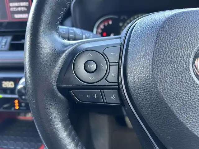 トヨタ ＲＡＶ４ アドベンチャー オフロードPKG 福島県 2021(令3)年 8万km スーパーホワイトⅡ ワンオーナー/衝突回避支援パッケージ/・プリクラッシュセーフティ/・レーントレーシングアシストポート/・レーダークルーズコントロール/・オートマチックハイビーム/・ロードサインアシスト/純正ディスプレイオーディオ/・Bluetooth/・バックカメラ/運転席パワーシート/レザーシート/・前席シートヒーター/・前席エアシート/スマートキー/・プッシュスタート/・スペアキー/LEDヘッドライト/・オートハイビーム/・オートライト/・フォグランプ/本革巻きステアリング/・ステアリングヒーター/・ステアリングリモコン/ビルトインETC 2.0/前方ドライブレコーダー/純正AW+夏タイヤ車載/取扱説明書/新車時保証書