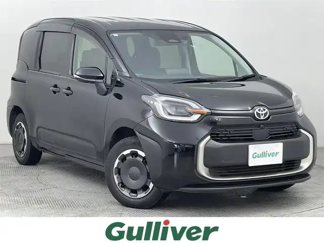 トヨタ シエンタ ハイブリッド Z 道央・札幌 2022(令4)年 5.4万km ブラック ・４WD/・寒冷地仕様/・純正コネクティッドナビ/　フルセグ/BT/ＵＳＢ/ＡｐｐｌｅＣａｒＰｌａｙ/ＡｎｄｒｏｉｄＡｕｔｏ/・ビルトインＥＴＣ/・社外ドライブレコーダー前方録画（DRV-240）/・パノラミックビューモニター/・両側パワースライドドア/・ワイパーデアイサー/・レーダークルーズコントロール/・横滑り防止装置/・前後コーナーセンサー/・オートマチックハイビーム/・LEDヘッドライト/・レーンキープアシスト/・オートライト/・トヨタセーフティセンス/　PCS/LDA/PDA/RCTA/PKSB/RSA/・スマートキー/・プッシュスタート/・保証書あり/・１００V充電/・純正フロアマット/・前席シートヒーター/・ステアリングヒーター/・スチールホイール15インチ＋キャップ・夏タイヤ/・オートリトラクタブルミラー/・ドアバイザー/・２列目サンシェード/・社外AW15インチ夏タイヤ積込