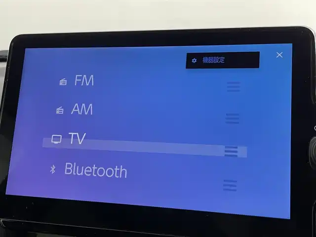 トヨタ シエンタ ハイブリッド Z 道央・札幌 2022(令4)年 5.4万km ブラック ・４WD/・寒冷地仕様/・純正コネクティッドナビ/　フルセグ/BT/ＵＳＢ/ＡｐｐｌｅＣａｒＰｌａｙ/ＡｎｄｒｏｉｄＡｕｔｏ/・ビルトインＥＴＣ/・社外ドライブレコーダー前方録画（DRV-240）/・パノラミックビューモニター/・両側パワースライドドア/・ワイパーデアイサー/・レーダークルーズコントロール/・横滑り防止装置/・前後コーナーセンサー/・オートマチックハイビーム/・LEDヘッドライト/・レーンキープアシスト/・オートライト/・トヨタセーフティセンス/　PCS/LDA/PDA/RCTA/PKSB/RSA/・スマートキー/・プッシュスタート/・保証書あり/・１００V充電/・純正フロアマット/・前席シートヒーター/・ステアリングヒーター/・スチールホイール15インチ＋キャップ・夏タイヤ/・オートリトラクタブルミラー/・ドアバイザー/・２列目サンシェード/・社外AW15インチ夏タイヤ積込
