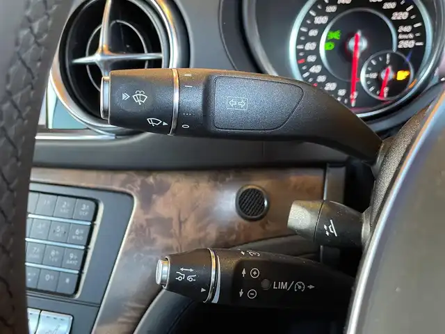 メルセデス・ベンツ ＳＬ４００ グランドエディション 愛知県 2020(令2)年 2.1万km オブシディアンブラック 純正ナビ/フルセグTV/バックカメラ/harman/kardonサウンド/専用designoレザー/シートヒーター/マジックスカイバリオルーフ/Bluetooth/レーダーセーフティパッケージ/ACC/ブラインドスポットアシスト/パークトロニック