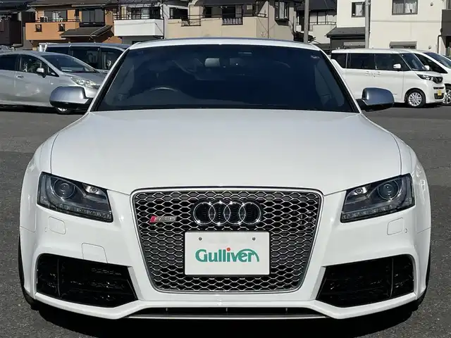 アウディ ＲＳ５ 千葉県 2010(平22)年 4.3万km アイビスホワイト サンルーフ/ブラックレザーシート/純正HDDナビ/フルセグTV/BCレーシング車高調/VOSSEN20インチAW/レッドキャリパー/HIDヘッドライト/パワーシート＆シートヒーター