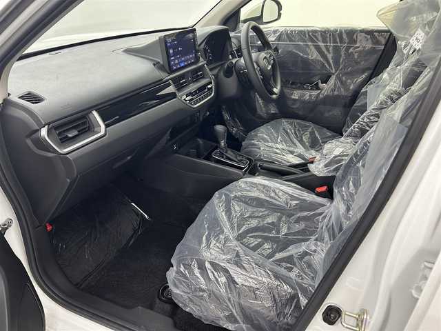 ホンダ ＷＲ－Ｖ Z+ 熊本県 2024(令6)年 0.1万km未満 プラチナホワイトパール Honda SENSING/〇衝突軽減ブレーキ（CMBS）/〇先行車発進お知らせ機能/〇歩行者事故低減ステアリング/〇路外逸脱抑制機能/〇標識認識機能/〇アダプティブクルーズコントロール（ACC）/〇車線維持支援システム（LKAS）/〇誤発進抑制機能/〇後方誤発進抑制機能/〇近距離衝突軽減ブレーキ/〇急アクセル抑制機能/〇パーキングセンサーシステム/〇オートハイビーム/純正9インチHondaコネクトナビ LXM242ZFNi/(フルセグＴＶ/Ａｐｐｌｅ　ＣａｒＰｌａｙ/Ｂｌｕｅｔｏｏｔｈ)/バックカメラ/パドルシフト/コンビシート(プライムスムースＸファブリック)/ルーフレール/純正17インチAW/オートLEDヘッドライト/保証書