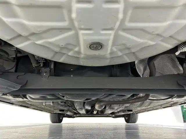 日産 ノート e－パワー X シーギアリミテッド 佐賀県 2019(平31)年 7.2万km ブリリアントホワイトパール 社外ナビ/フルセグTV CD DVD BT ipod SD録音/後席ヘッドレストモニター/前後ドライブレコーダー/衝突軽減ブレーキ/レーンキープアシスト/クリアランスソナー/ETC/ルーフレール/保証書/取扱説明書