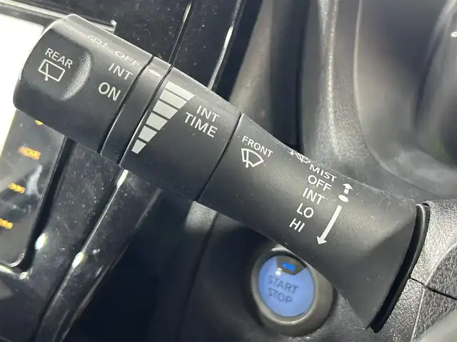 日産 ノート e－パワー X シーギアリミテッド 佐賀県 2019(平31)年 7.2万km ブリリアントホワイトパール 社外ナビ/フルセグTV CD DVD BT ipod SD録音/後席ヘッドレストモニター/前後ドライブレコーダー/衝突軽減ブレーキ/レーンキープアシスト/クリアランスソナー/ETC/ルーフレール/保証書/取扱説明書
