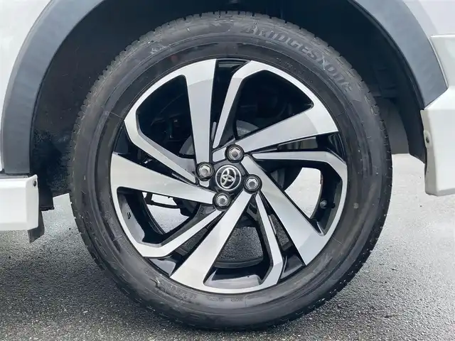 トヨタ ライズ Z 静岡県 2020(令2)年 4.1万km シャイニングホワイトパール スマートアシスト/純正7インチナビ(NSZT-W68T)/　AM FM CD DVD Bluetooth SDREC/ビルトインETC/バックモニター/レーダークルーズコントロール/LEDオートヘッドライト/シートヒーター(前席)/シーケンシャルターンランプ/純正17インチアルミホイール/前後クリアランスソナー/スマートキー2本/ワンオーナー/フルセグTV/前後方ドライブレコーダー/モデリスタエアロ