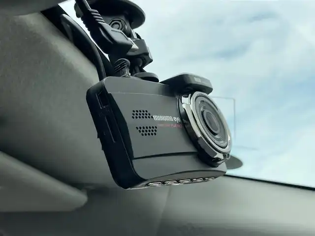 トヨタ ライズ Z 静岡県 2020(令2)年 4.1万km シャイニングホワイトパール スマートアシスト/純正7インチナビ(NSZT-W68T)/　AM FM CD DVD Bluetooth SDREC/ビルトインETC/バックモニター/レーダークルーズコントロール/LEDオートヘッドライト/シートヒーター(前席)/シーケンシャルターンランプ/純正17インチアルミホイール/前後クリアランスソナー/スマートキー2本/ワンオーナー/フルセグTV/前後方ドライブレコーダー/モデリスタエアロ