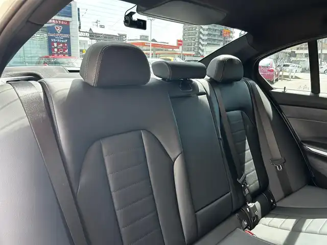 ＢＭＷ ３２０ｄ xDrive Mスポーツ 富山県 2020(令2)年 3.2万km 白 HDDナビ/アイドリングストップ/ACC/プッシュスタート/D/N席パワーシート/D/N席シートヒーター/バックカメラ/前後ドラレコ/ワイヤレスチャージ/純正18インチAW　/本革シート/パワーバックドア/ETC2.0/AM/FMラジオ/Bluetooth接続