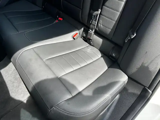ＢＭＷ ３２０ｄ xDrive Mスポーツ 富山県 2020(令2)年 3.2万km 白 HDDナビ/アイドリングストップ/ACC/プッシュスタート/D/N席パワーシート/D/N席シートヒーター/バックカメラ/前後ドラレコ/ワイヤレスチャージ/純正18インチAW　/本革シート/パワーバックドア/ETC2.0/AM/FMラジオ/Bluetooth接続