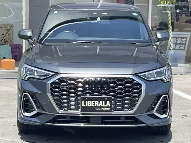 アウディ Ｑ３ SB 35TDIクワトロ Sライン 青森県 2020(令2)年 7万km グレー /4WD/ディーゼル/ターボ/黒ハーフレザーシート/前席パワーシート /前席シートヒーター/革巻きステア/ノブ/パドルシフト/バーチャルコックピット/純正HDDナビ/　(Bt/USB)/全方位カメラ/アダプティブクルーズ/車線逸脱警報/衝突軽減ブレーキ/前後ドライブレコーダー/前後バンパーソナー/ダウンヒルアシスト/アイドリングストップ/横滑り防止装置/パワーバックドア/ウインカーミラー /ミラーヒーター/LEDオートライト/オートワイパー/置くだけ充電/社外レーダー探知機/リア5面プライバシーガラス/スマートキーx2/保証書/取扱説明書