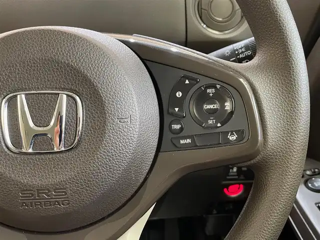 ホンダ Ｎ ＢＯＸ L 岩手県 2022(令4)年 2.9万km プラチナホワイトパール ４WD/左側パワースライドドア/ホンダセンシング/衝突被害軽減システム/アダプティブクルーズコントロール/レーンアシスト/誤発進抑制機能/オートハイビーム/横滑り防止装置/アイドリングストップ/パーキングセンサー/オートブレーキホールド/シートバックテーブル/サンシェード/チップアップリヤシート/シートヒーター/KENWOODナビ/ステアリングスイッチ/ETC/バックカメラ/LEDヘッドライト/ヘッドライトレベライザー