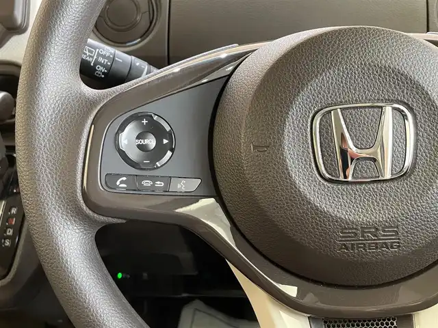 ホンダ Ｎ ＢＯＸ L 岩手県 2022(令4)年 2.9万km プラチナホワイトパール ４WD/左側パワースライドドア/ホンダセンシング/衝突被害軽減システム/アダプティブクルーズコントロール/レーンアシスト/誤発進抑制機能/オートハイビーム/横滑り防止装置/アイドリングストップ/パーキングセンサー/オートブレーキホールド/シートバックテーブル/サンシェード/チップアップリヤシート/シートヒーター/KENWOODナビ/ステアリングスイッチ/ETC/バックカメラ/LEDヘッドライト/ヘッドライトレベライザー