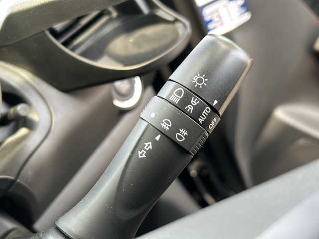 スズキ スイフト スポーツ セーフティPKG 兵庫県 2018(平30)年 7.1万km スーパーブラックパール 6速MT/純正8型ナビ/CD/DVD/Bluetooth/フルセグTV/全方位カメラ/セーフティパッケージ/デュアルセンサーブレーキサポート/アダプティブクルーズコントロール/純正ナビ連動ドライブレコーダー/ビルトインETC/スマートキー/エンジンプッシュスタート/LEDヘッドランプ/オートライト/純正フロアマット/保証書/取説/スペアキー