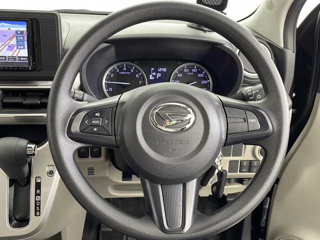 ダイハツ キャスト スタイル X リミテッド SAⅢ 千葉県 2020(令2)年 6万km ブラックマイカメタリック 禁煙車/スマートアシスト/・衝突安全システム/・先行車発進検知機能/・車線逸脱警報機能/・誤操作防止支援機能/・誤発進抑制機能/・高低差検知機能/社外7インチナビ/CD/DVD/Bluetooth/バックカメラ/オートライト/シートヒーター/オートエアコン/アイドリングストップ/USBポート/プッシュスタート/スマートキー/保証書