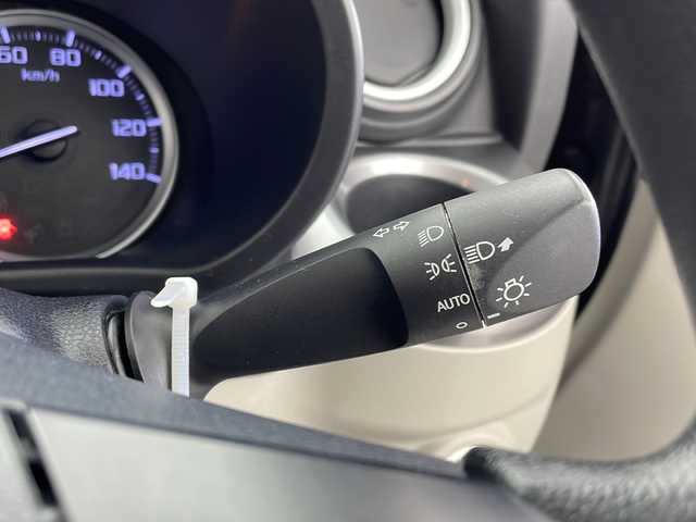 ダイハツ キャスト スタイル X リミテッド SAⅢ 千葉県 2020(令2)年 6万km ブラックマイカメタリック 禁煙車/スマートアシスト/・衝突安全システム/・先行車発進検知機能/・車線逸脱警報機能/・誤操作防止支援機能/・誤発進抑制機能/・高低差検知機能/社外7インチナビ/CD/DVD/Bluetooth/バックカメラ/オートライト/シートヒーター/オートエアコン/アイドリングストップ/USBポート/プッシュスタート/スマートキー/保証書