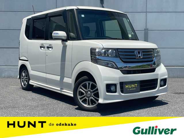 ホンダ Ｎ ＢＯＸ カスタム SSパッケージ 千葉県 2015(平27)年 6.9万km プレミアムホワイトパール 衝突軽減ブレーキ/純正メモリ7インチナビ(VXM-155VSi)/　ワンセグ/BT/DVD/CD/バックカメラ/ETC/両側パワースライドドア/HIDヘッドライト/オートライト/フォグライト/スマートキー/プッシュスタート/純正フロアマット/サイドバイザー/純正14インチAW/電動格納/ウィンカーミラー