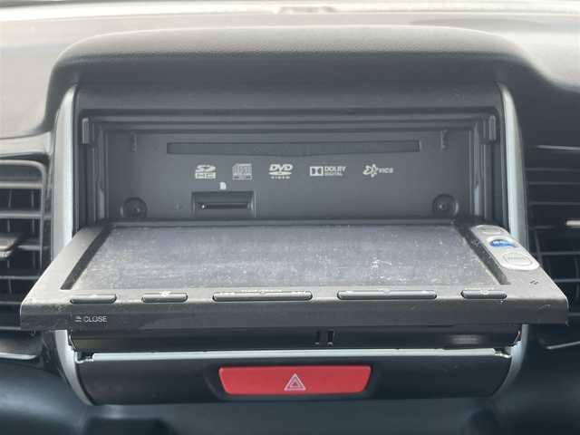 ホンダ Ｎ ＢＯＸ カスタム SSパッケージ 千葉県 2015(平27)年 6.9万km プレミアムホワイトパール 衝突軽減ブレーキ/純正メモリ7インチナビ(VXM-155VSi)/　ワンセグ/BT/DVD/CD/バックカメラ/ETC/両側パワースライドドア/HIDヘッドライト/オートライト/フォグライト/スマートキー/プッシュスタート/純正フロアマット/サイドバイザー/純正14インチAW/電動格納/ウィンカーミラー