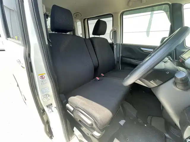 ホンダ Ｎ ＢＯＸ カスタム SSパッケージ 千葉県 2015(平27)年 6.9万km プレミアムホワイトパール 衝突軽減ブレーキ/純正メモリ7インチナビ(VXM-155VSi)/　ワンセグ/BT/DVD/CD/バックカメラ/ETC/両側パワースライドドア/HIDヘッドライト/オートライト/フォグライト/スマートキー/プッシュスタート/純正フロアマット/サイドバイザー/純正14インチAW/電動格納/ウィンカーミラー