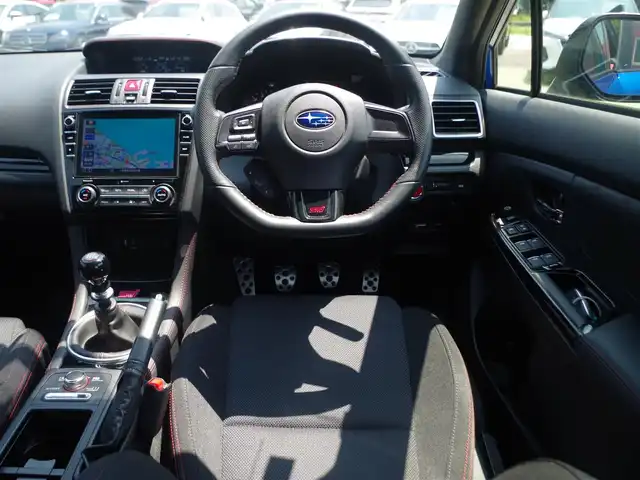スバル ＷＲＸ ＳＴＩ タイプRA－R 千葉県 2018(平30)年 3万km WRブルーパール SIドライブ/純正メモリーナビ/地デジTV/【BD/DVD/CD再生機能　Bluetooth接続】/バックカメラ/ドライブレコーダー/ブレンボブレーキキャリパー/革巻きステアリング/ステアリングスイッチ/LEDヘッドライト/ウインカーミラー/純正18インチアルミホイル/サイド/カーテン/ニーエアバッグ/キーレスアクセス