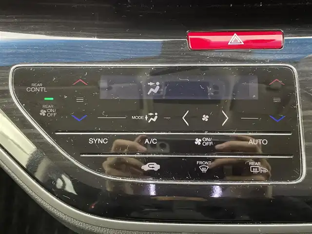 ホンダ オデッセイ ハイブリッド アブソルート・EXホンダセンジング 富山県 2019(平31)年 8.8万km プレミアムヴィーナスブラックP ワンオーナー/純正8インチナビ【VXM-197VFi】/(AM/FM/CD/DVD/USB/BT/HDMI)/フルセグTV/アラウンドビューモニター/純正フリップダウンモニター/社外AW付き冬タイヤ積込/両側パワースライドドア/衝突被害軽減ブレーキ/アダプティブクルーズコントロール/レーンキープアシスト/コーナーセンサー前後/オートLEDヘッドライト/ブラインドスポットモニター/ハーフレザーシート/前席パワーシート/ビルトインETC2.0/ドライブレコーダー/スマートキー/プッシュスタート/ドアバイザー/純正フロアマット/取扱説明書/保証書