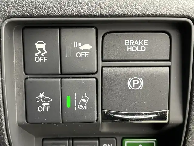 ホンダ オデッセイ ハイブリッド アブソルート・EXホンダセンジング 富山県 2019(平31)年 8.8万km プレミアムヴィーナスブラックP ワンオーナー/純正8インチナビ【VXM-197VFi】/(AM/FM/CD/DVD/USB/BT/HDMI)/フルセグTV/アラウンドビューモニター/純正フリップダウンモニター/社外AW付き冬タイヤ積込/両側パワースライドドア/衝突被害軽減ブレーキ/アダプティブクルーズコントロール/レーンキープアシスト/コーナーセンサー前後/オートLEDヘッドライト/ブラインドスポットモニター/ハーフレザーシート/前席パワーシート/ビルトインETC2.0/ドライブレコーダー/スマートキー/プッシュスタート/ドアバイザー/純正フロアマット/取扱説明書/保証書