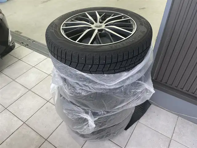 ホンダ オデッセイ ハイブリッド アブソルート・EXホンダセンジング 富山県 2019(平31)年 8.8万km プレミアムヴィーナスブラックP ワンオーナー/純正8インチナビ【VXM-197VFi】/(AM/FM/CD/DVD/USB/BT/HDMI)/フルセグTV/アラウンドビューモニター/純正フリップダウンモニター/社外AW付き冬タイヤ積込/両側パワースライドドア/衝突被害軽減ブレーキ/アダプティブクルーズコントロール/レーンキープアシスト/コーナーセンサー前後/オートLEDヘッドライト/ブラインドスポットモニター/ハーフレザーシート/前席パワーシート/ビルトインETC2.0/ドライブレコーダー/スマートキー/プッシュスタート/ドアバイザー/純正フロアマット/取扱説明書/保証書