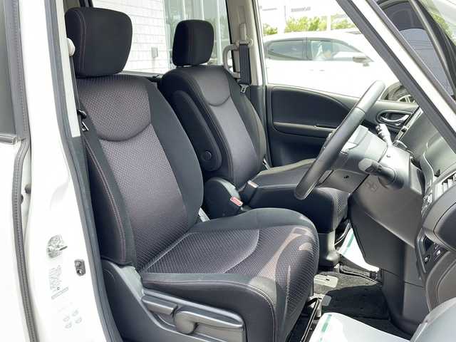 日産 セレナ ハイウェイスター Vセレクション 山形県 2012(平24)年 7.8万km ブリリアントホワイトパール ワンオーナー/純正SDナビ/・CD/DVD/BT/MSV/SD/AUX/USB/ラジオ/Alpine後席用モニター/フルセグTV/バックカメラ/ビルトインETC/クルーズコントロール/両側パワースライドドア/オートライト/フォグランプ/プッシュスタート/スマートキー/ヘッドライトレベライザー/アイドリングストップ/純正16インチAW/保証書/取扱説明書