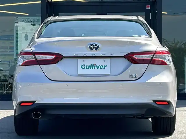 トヨタ カムリ G レザーパッケージ 愛媛県 2019(平31)年 7.2万km スティールブロンドM 純正ナビ(AM/FM/CD/DVD/BD/BT/フルセグTV)/バックカメラ/トヨタセーフティセンス/レーダークルーズコントロール/ブラインドスポットモニター/衝突被害軽減装置/車線逸脱防止装置/オートマチックハイビーム/LEDヘッドライト/ヘッドアップディスプレイ/D/N席パワーシート/D/N席シートヒーター/白レザー/電格ミラー/ヒートミラー/電動パーキングブレーキ/AutoHold/ECO/NORMAL/SPORT/現状サマー(純正AW)(235/45/R18)/YOKOHAMA ADVAN dB V522