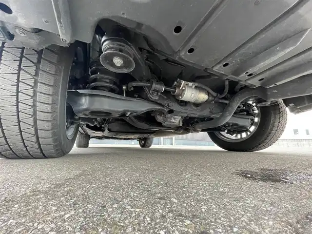 レクサス ＲＸ 450h Fスポーツ 青森県 2021(令3)年 7万km グラファイトブラックガラスフレーク /・サンルーフ/・４WD/・メーカーナビ/　(CD/DVD/SD/BT/フルセグTV)/・パノラミックビューモニター/・ビルトインETC2.0/・レクサスセーフティシステム＋/・プリクラッシュセーフティ/・レーダークルーズコントロール/・レーンキープアシスト/・オートマチックハイビーム/・クリアランスソナー/・三眼LEDライト/・シーケンシャルウインカー/・パワーバックドア /・置くだけ充電/・BSM/・HUD/・革シート/・前席シートヒーター/・前席ベンチレーター/・パドルシフト/・ヘットライトウオッシャー/・オートワイパー/・電動チルトステア/・革巻きステア/ノブ/・前後ドラレコ/・ビルトインETC2.0/・R5面プライバシーガラス＋/　スモークフィルム/・W/サイド/カーテン/ニーエアバッグ/・ABS/・スマートキーx2/カードキー/・保証書/取説/ナビ取説/・R4/5年ディーラー点検記録簿あり