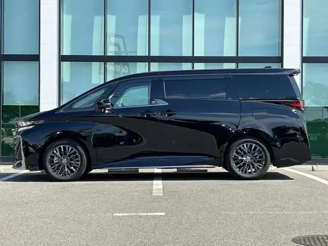 トヨタ ヴェルファイア Z プレミア 和歌山県 2024(令6)年 1.3万km ブラック ワンオーナー/14インチメーカーナビ/パノラミックビューカメラ/13インチフリップダウンモニター/サンルーフ/ユニバーサルステップ/ヘッドアップディスプレイ/BSM/パドルシフト/トヨタセーフティセンス/トヨタチームメイト/レーダークルーズコントロール/両側パワースライドドア/パワーバックドア/ナッパーレーザーシート/ドアバイザー/シートヒーター/ベンチレーション