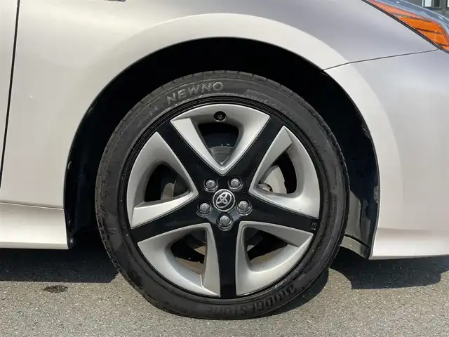 トヨタ プリウス Sツーリングセレクション 群馬県 2019(平31)年 6.7万km スティールブロンドM トヨタセーフティーセンス/・プリクラッシュセーフティー/・クリアランスソナー/・クルーズコントロール/・オートライト/・オートマチックハイビーム/・横滑り防止/・SOSコール/純正9インチナビ/・AM/FM/Bluetooth/・CD/SD/MSV/フルセグTV/バックカメラ/LEDヘッドライト/LEDフォグランプ/シートヒーター前席/純正ETC/純正ドライブレコーダー/純正フロアマット/純正ドアバイザー/純正18インチアルミホイール/プッシュスタート/スマートキー