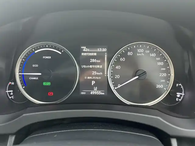 レクサス ＩＳ 300h 茨城県 2021(令3)年 5万km グラファイトブラックガラスフレーク 純正ナビ（AM/FM/CD・CDチェンジャー/USB/SD/Bluetooth接続/AUX/フルセグTV）/純正ETC2.0/前方ドライブレコーダー/前席パワーシート＆シートヒーター/純正18インチアルミホイール/前後コーナーセンサー/レーンキープアシスト/ブラインドスポットモニター/オートライト/クルーズコントロール/スマートキー/純正フロアマット/横滑り防止装置/衝突被害軽減システム