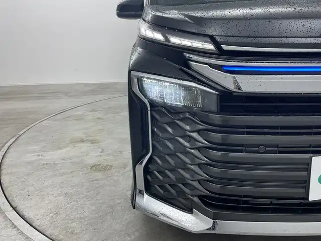 トヨタ ヴォクシー ハイブリッド S－G 群馬県 2022(令4)年 1.6万km アティチュードブラックマイカ 純正１０．５型ナビ　純正１４型後席モニター　ＣＤ／ＤＶＤデッキ　アダプティブクルーズコントロール　衝突被害軽減ブレーキ　両側パワースライドドア　前後ドライブレコーダー　ＥＴＣ２．０　ＬＥＤライト