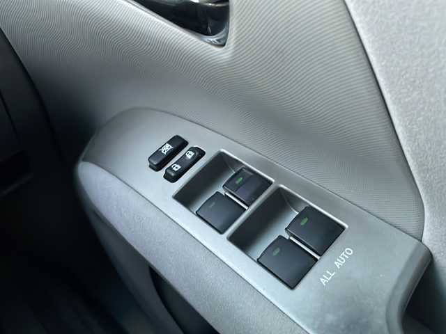 トヨタ エスティマ アエラス 京都府 2008(平20)年 9.4万km ブラック ワンオーナー車/Panasonicナビ/・フルセグTV/CD/DVD/バックカメラ/ALPINEフリップダウンモニタ/ビルトインETC/ドラレコ/電動格納ウィンカーミラー/プッシュスタート/社外19インチアルミホイール/赤キャリパー/保証書＆取説/スマートキースペア